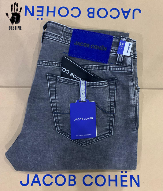 Jacob Cohën egyedi, kézzel készült luxus farmer