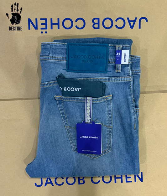 Jacob Cohën egyedi, kézzel készült luxus farmer