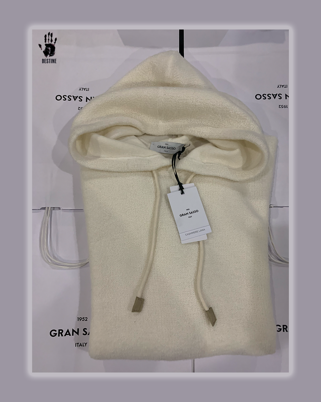 Puha, telt, tapintható — mint egy felhő.